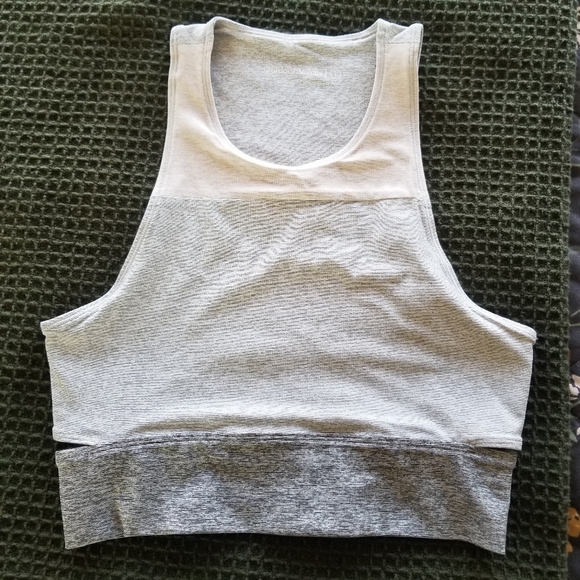 Outdoor Voices | Splash Back Sports Bra - Picture 1 of 7